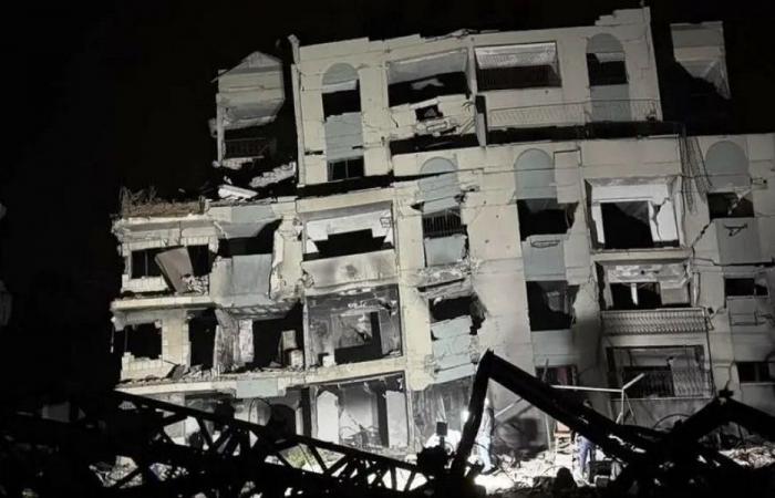 10 قتلى وأكثر من 60 مفقودًا بانهيار مبنى في غزة
