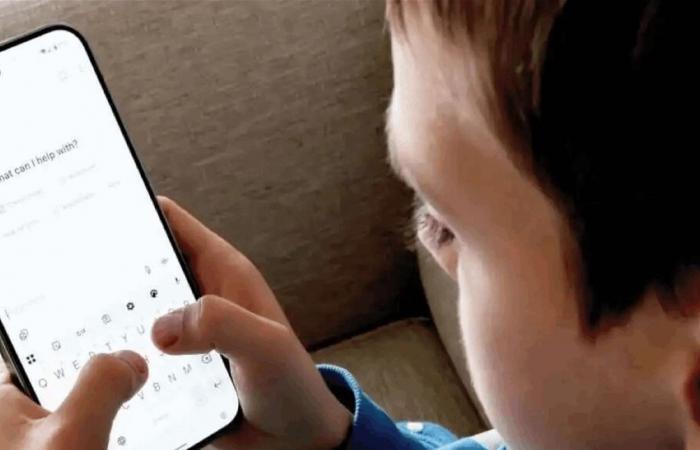 كم دقيقة يقضي المراهقون مع "تشات جي بي تي"؟