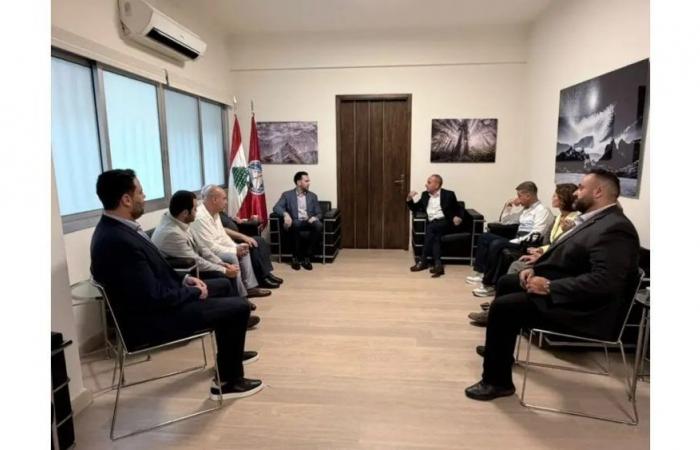 تيمور جنبلاط بحث في عمل قطاع البترول وضمان العاملين في البلديات