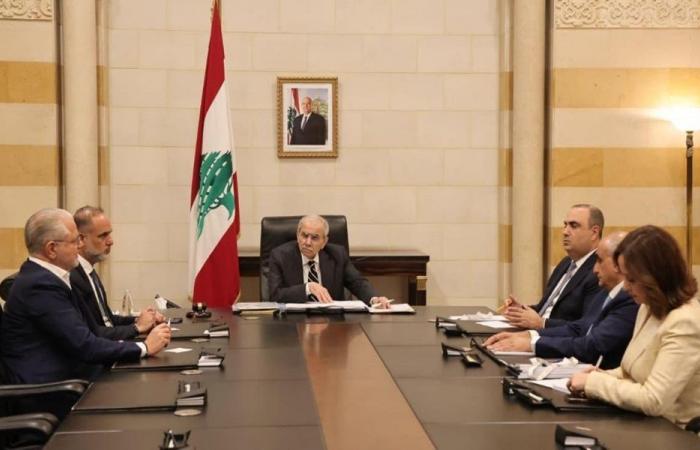سلام بحث في التحضيرات اللازمة لبدء العمل بمطار القليعات