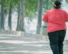 دراسة تكشف.. لماذا يخسر أشخاص وزنهم أبطأ من غيرهم؟