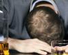 شرب الكحول مرتين في اليوم يزيد من خطر الإصابة ببعض أنواع السرطان.. دراسة تشرح